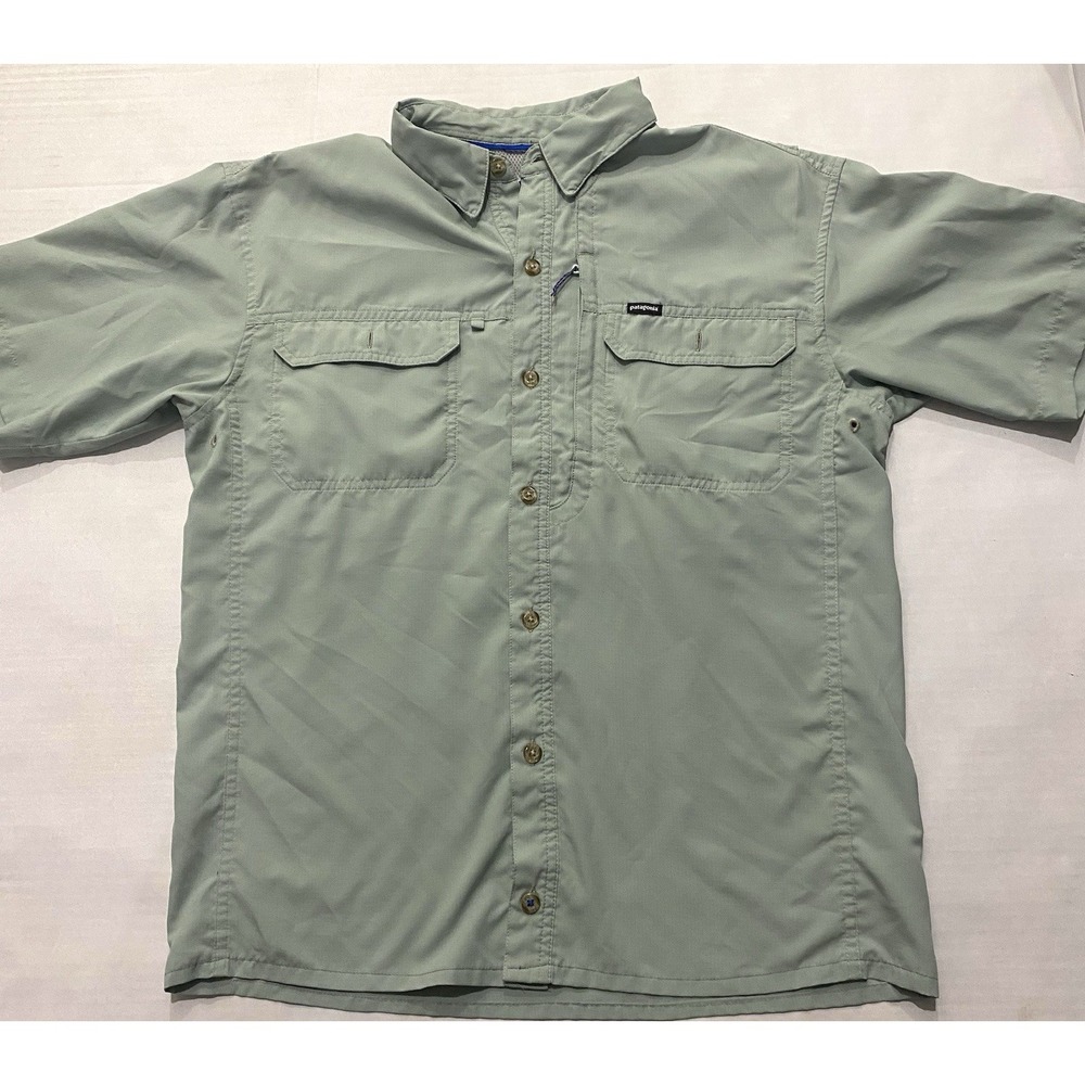 Patagonia Vented Fishing Shirt. Men's Small